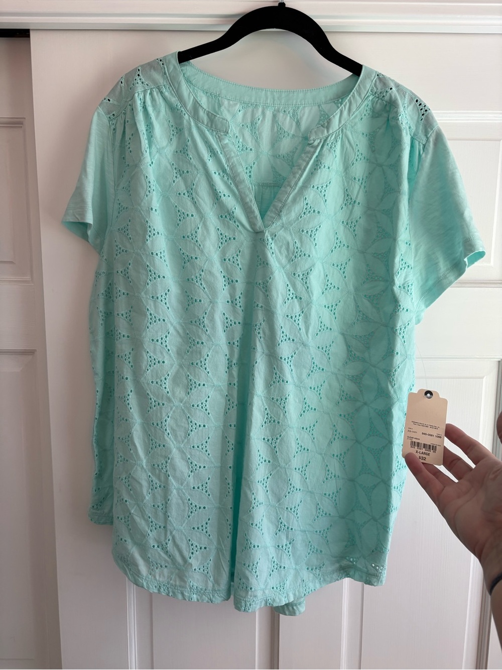NWT St. John’s Bay Mint Eyelet Short-Sleeve Top